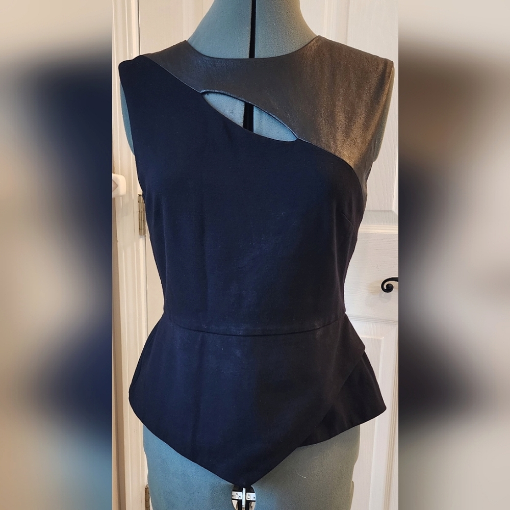 BCBGMaxAria sleeveless faux leather knit top. M